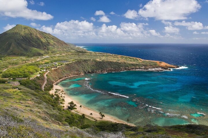 Tour of North Shore & Waimea Waterfall  - Photo 1 of 17